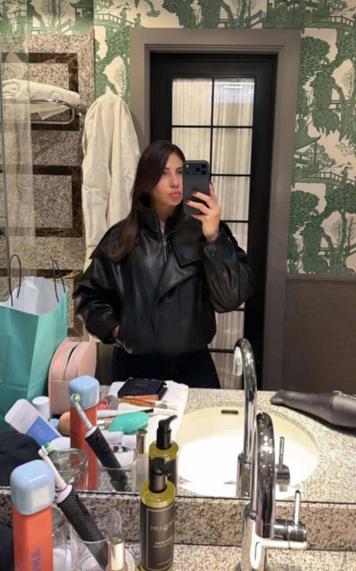 Luis Palma brilla vs Rayo, golazo, dedicatoria y la chica que lo acompañó en España