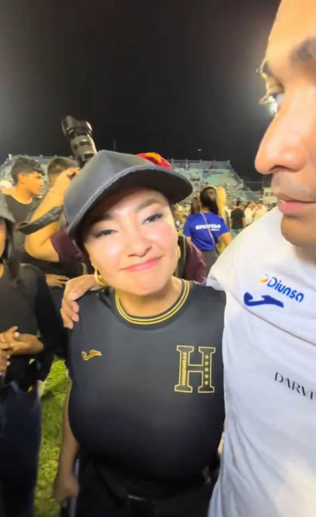 ¿Le propuso matrimonio? Supremo a Milagro Flores tras partido: Ahí está mi futura esposa