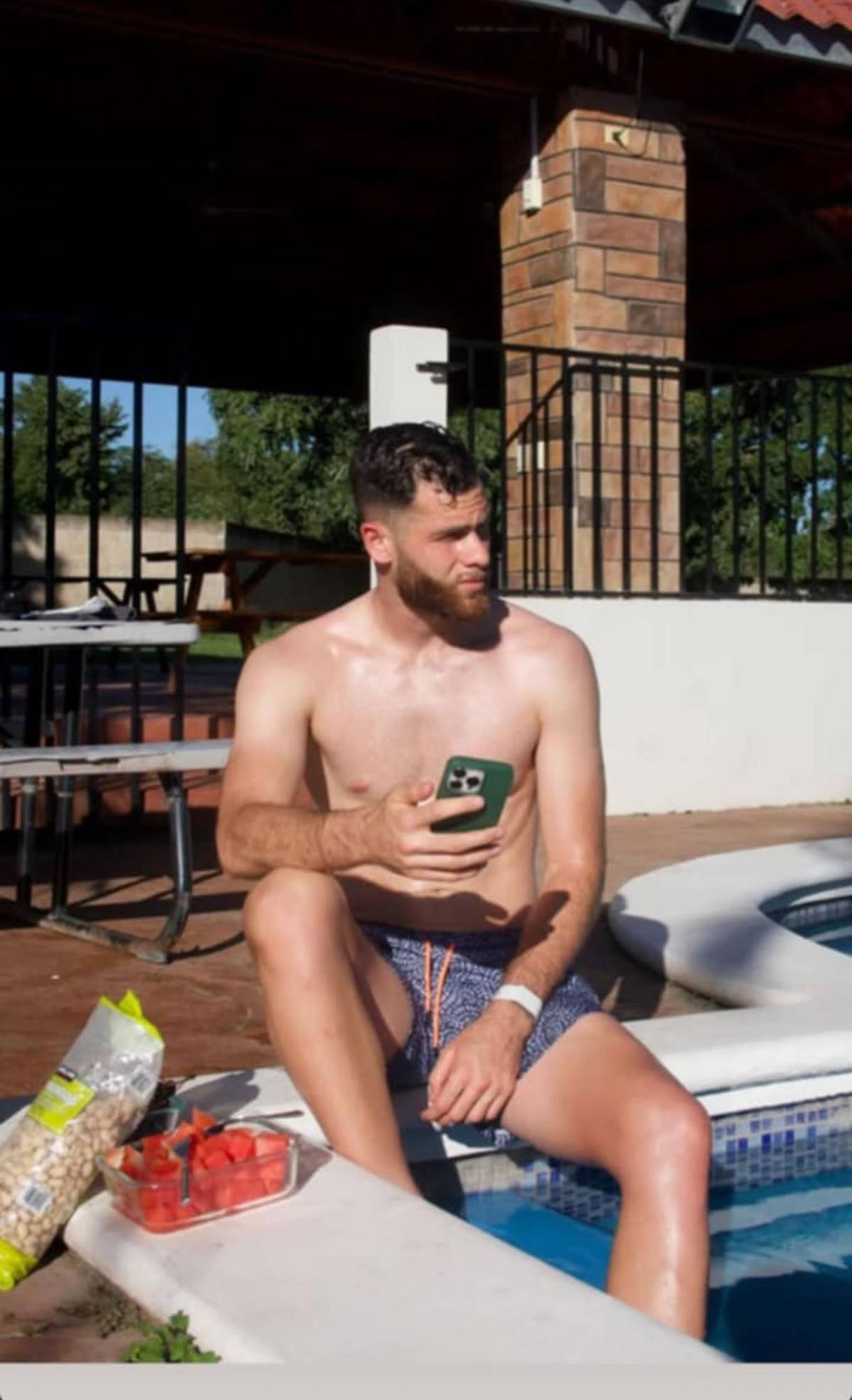 Con sus parejas: Futbolistas de Liga Nacional disfrutan del parón de selecciones