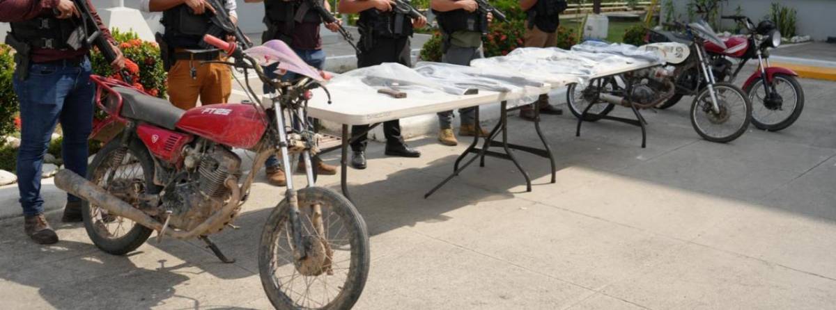 Decomisan a banda “Los Cheles” fusiles de guerra, escopetas y motocicletas en El Progreso