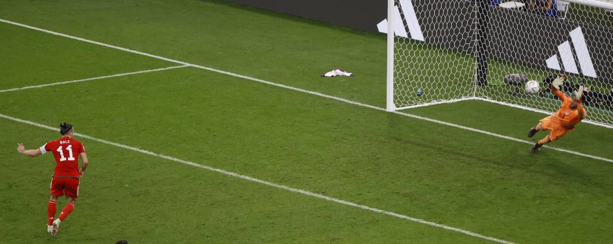 No se vio: Lo que pasó entre Gareth Bale y jugadores de EUA y primera mancha en el Mundial de Qatar