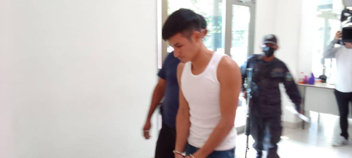 En prisión seguirá joven sospechoso de agredir sexualmente a su madre