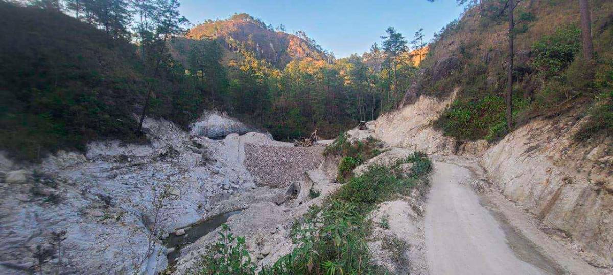 Construcción de represa está avanzada en un 60%