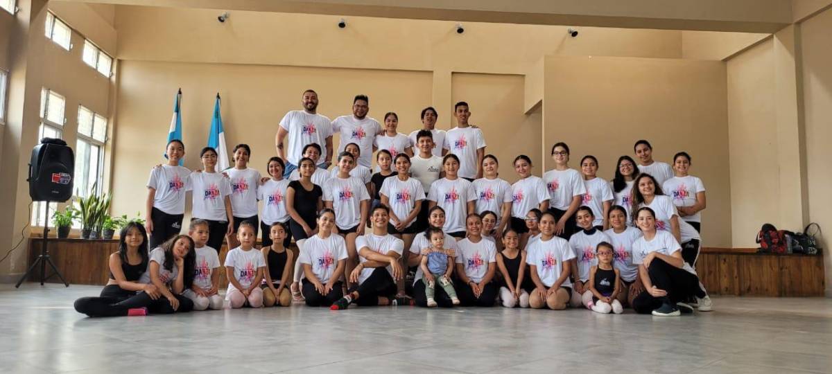 Attitudes Ballet Studio realiza versátil gala artística