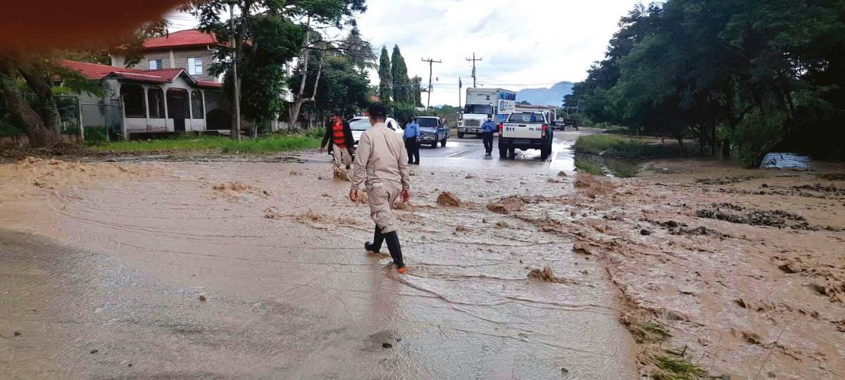 Lluvias provocan desbordamiento del río Marchala en Ocotepeque