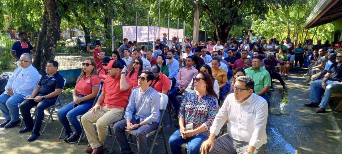 Confrontación entre defensores de Próspera y funcionarios de Gobierno