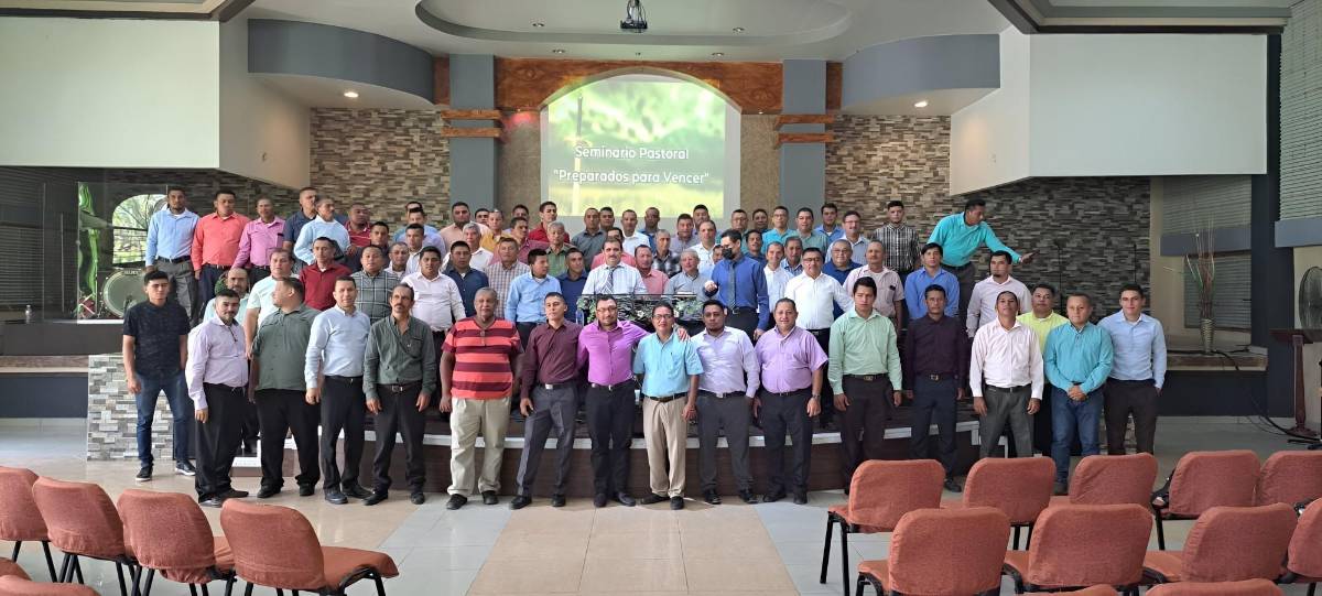 Pastores denuncian que misión les quiere quitar sus iglesias