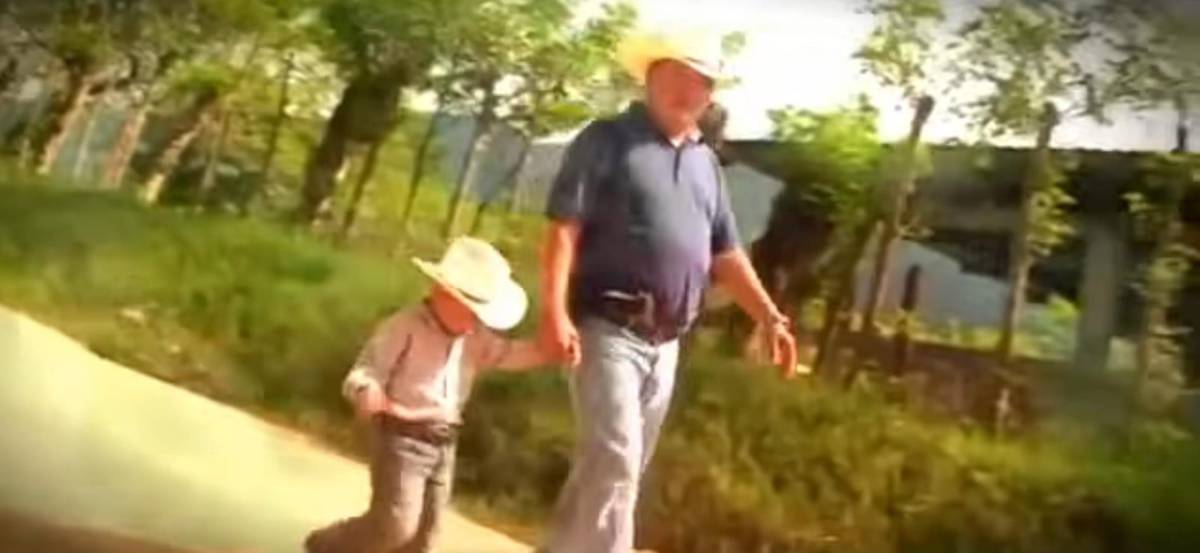 Cuna de oro: ¿qué dice el corrido de El Roble Copaneco a los Valle Valle?