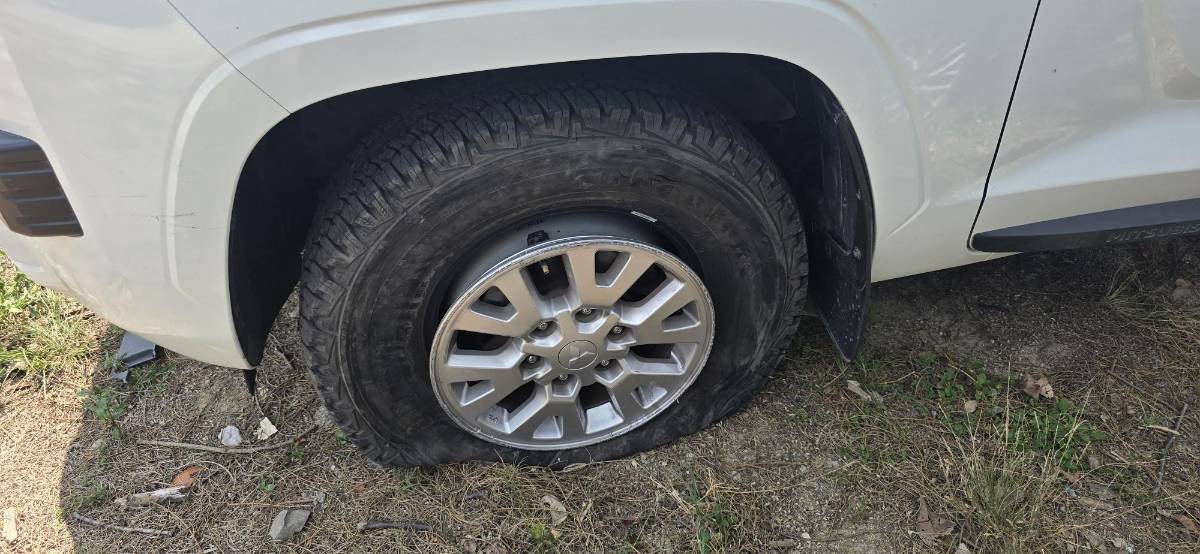 Inversionistas de Koriun que destruyeron 5 carros de la Atic podrían ir a la cárcel