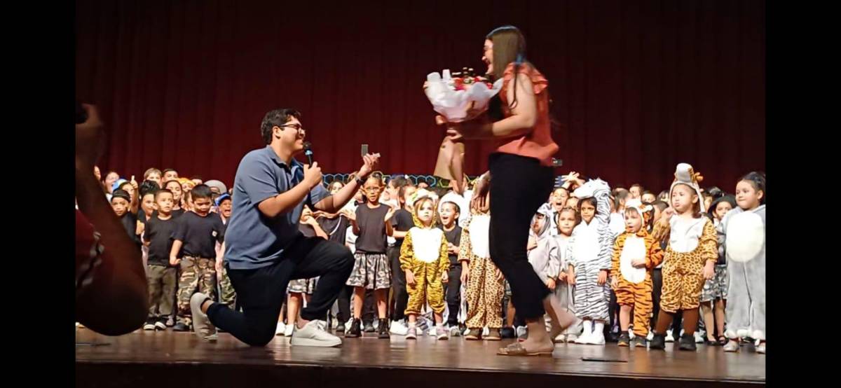 Talent show Grace Christian Academy: noche de música y de petición de matrimonio