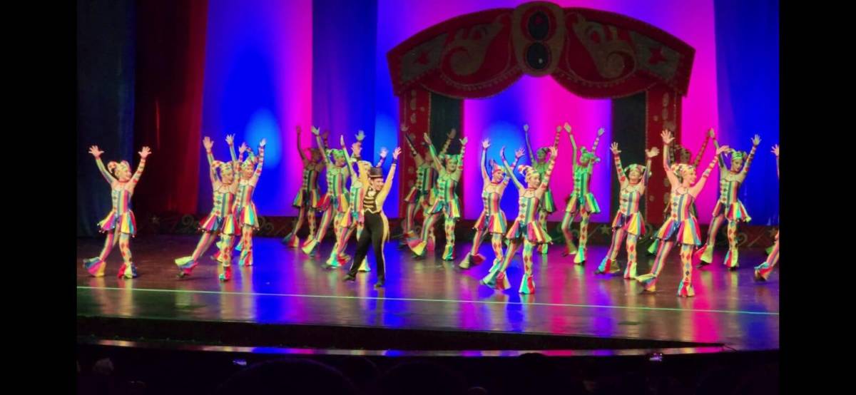 Bellas Artes deslumbra con “The Greatest Show”, un espectáculo lleno de magia