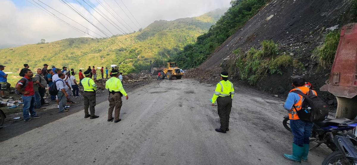 El derrumbe del terror: el calvario en la carretera a occidente