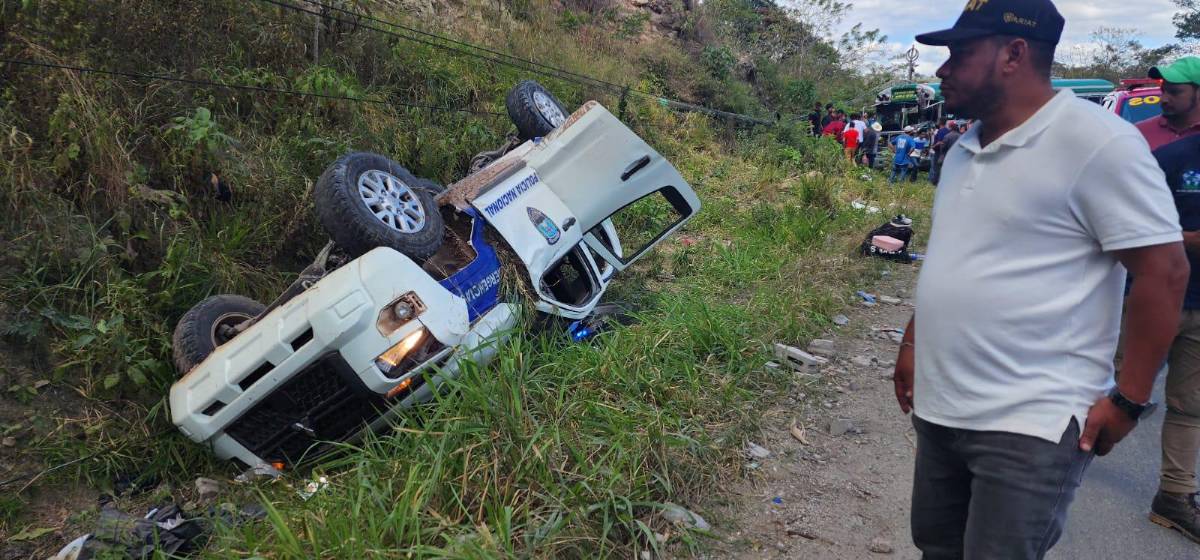 De una tienda a la muerte: filtran los últimos minutos de los agentes antes de fatal choque