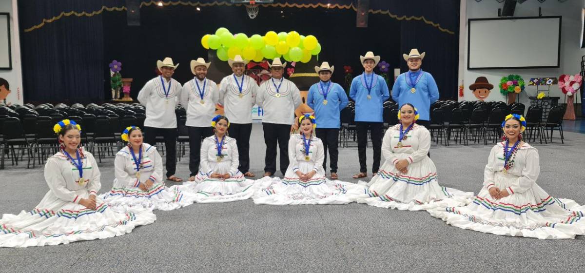 Encuentro Folklórico “Conectados por el Arte”