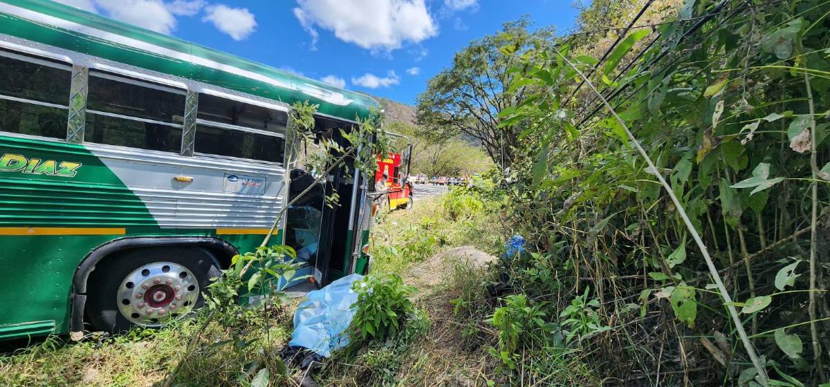 De una tienda a la muerte: filtran los últimos minutos de los agentes antes de fatal choque