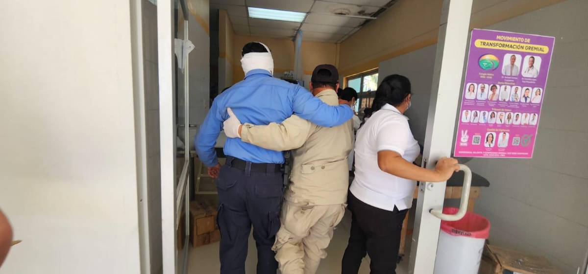 Identifican a agentes policiales muertos en choque entre bus y patrulla en Gracias, Lempira