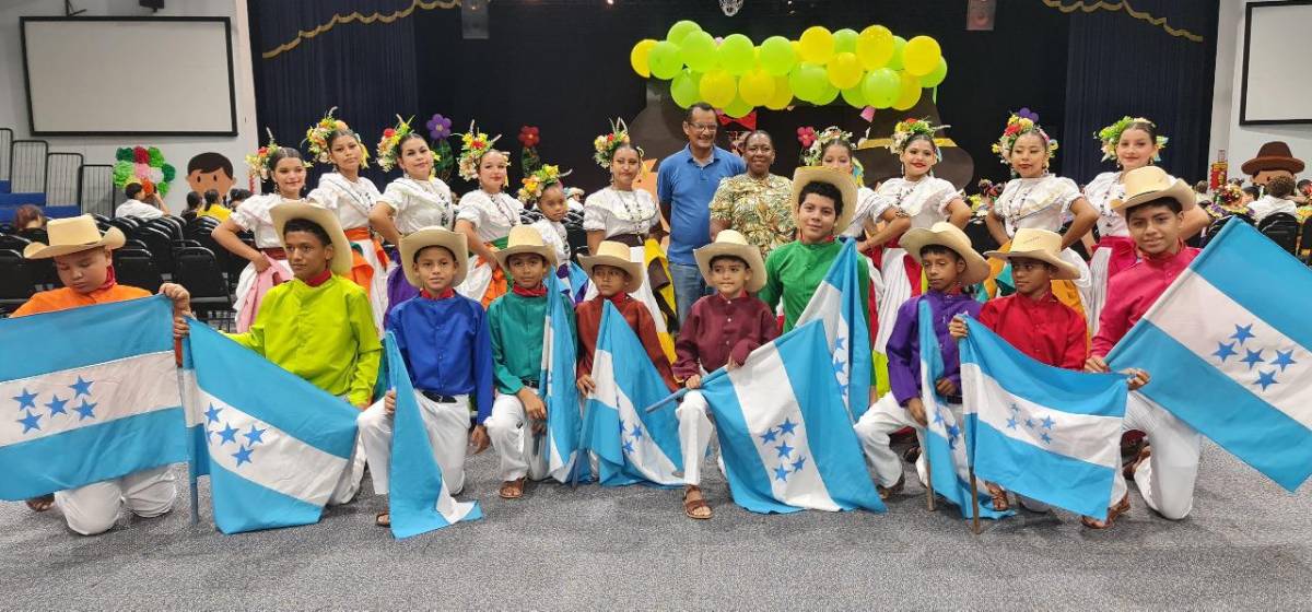 Encuentro Folklórico “Conectados por el Arte”