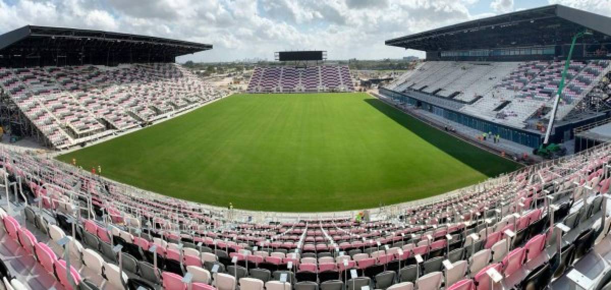 El Lockhart Stadium será la casa del Inter Miami y tendrá un aforo de 25,000 espectadores. El primer partido en este recinto deportivo será el 14 de marzo con el encuentro entre Inter Miami vs Los Ángeles Galaxy.
