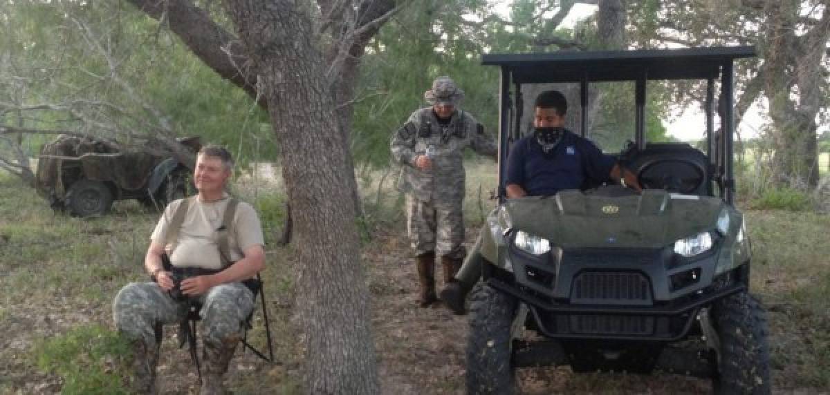Una de las milicias civiles que vigila la frontera es The Arizona Border Recon (AZBR).