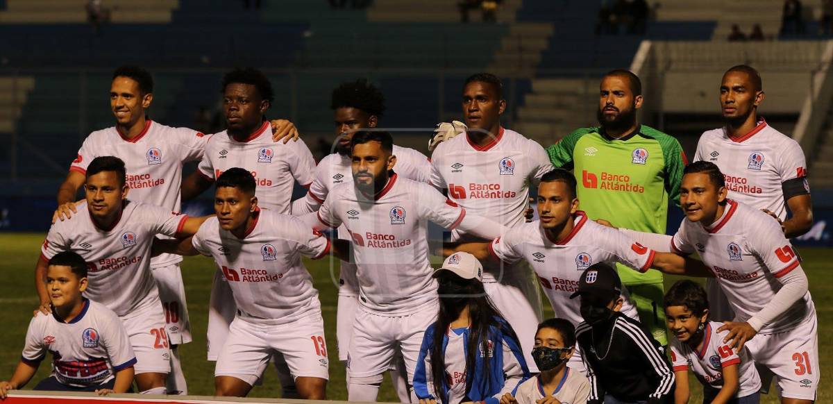 El 11 titular del Olimpia que mandó a la cancha Pedro Troglio ante Victoria.