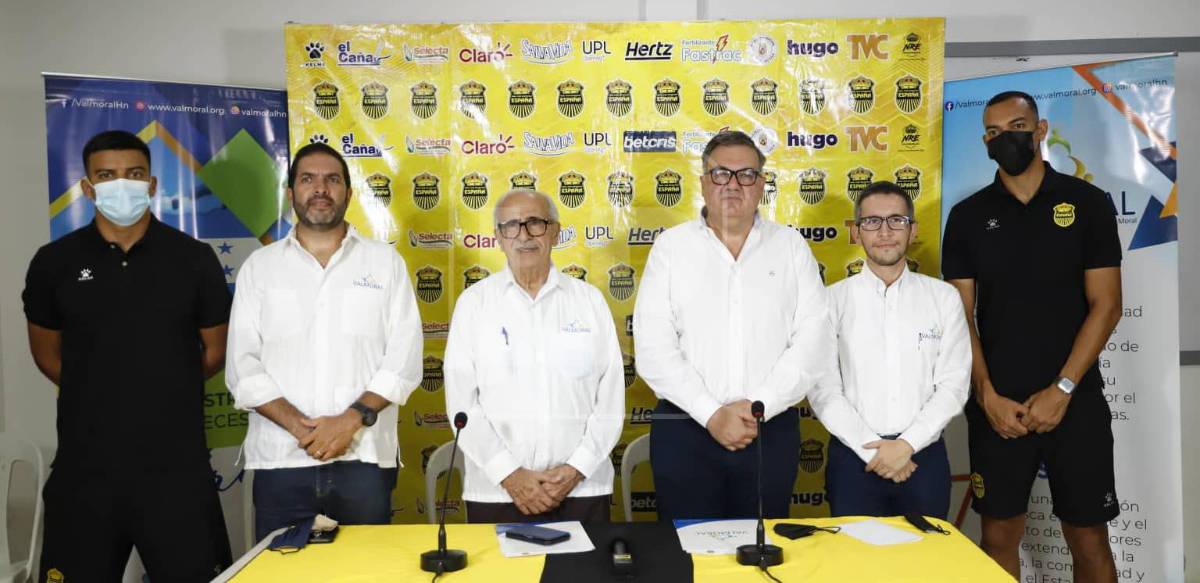 Real España y la fundación Valmoral firmaron convenio para fortalecer la ética y la moral.