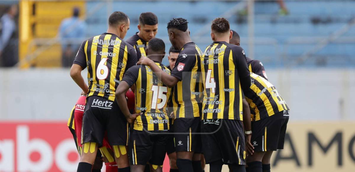 Real España pone un pie en cuartos de final de la Liga Concacaf tras su triunfo de 2-0 ante Cartaginés.