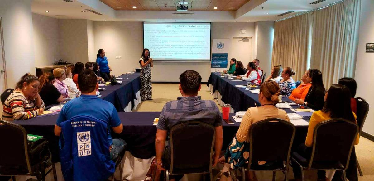 Capacitan a funcionarios hondureños sobre migración