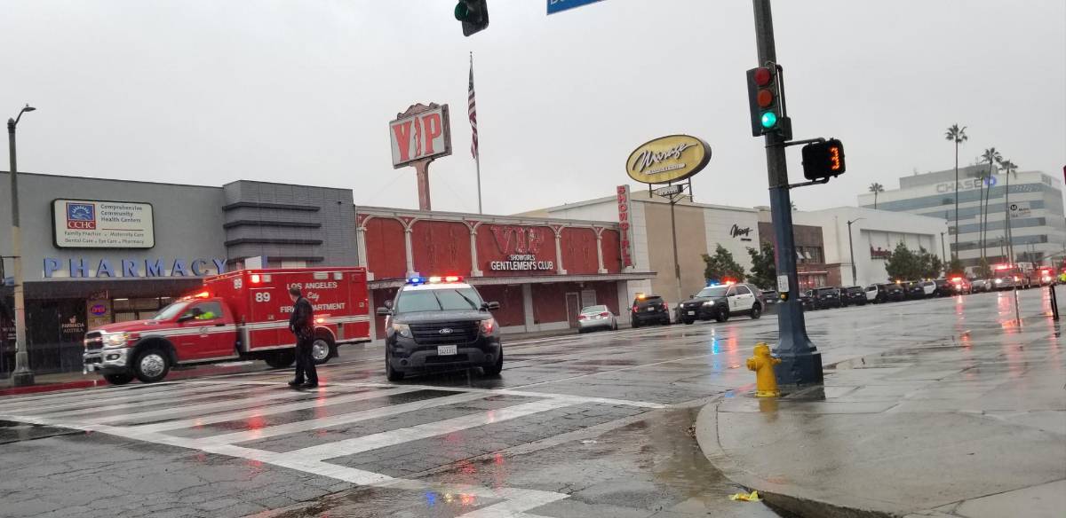 Joven latina muere en tiroteo de la policía mientras se probaba vestidos de quinceañera