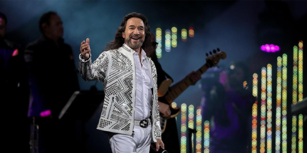 Marco Antonio Solís recibirá el homenaje Persona del Año en los Latin Grammy