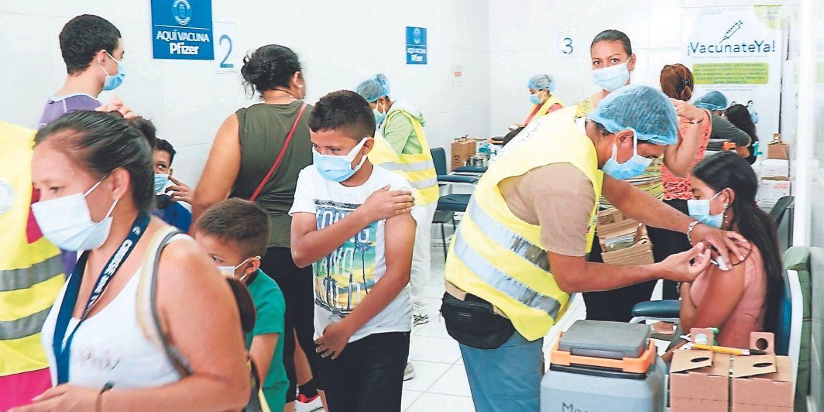 El 69% de los sampedranos tiene dos dosis de la vacuna anticovid