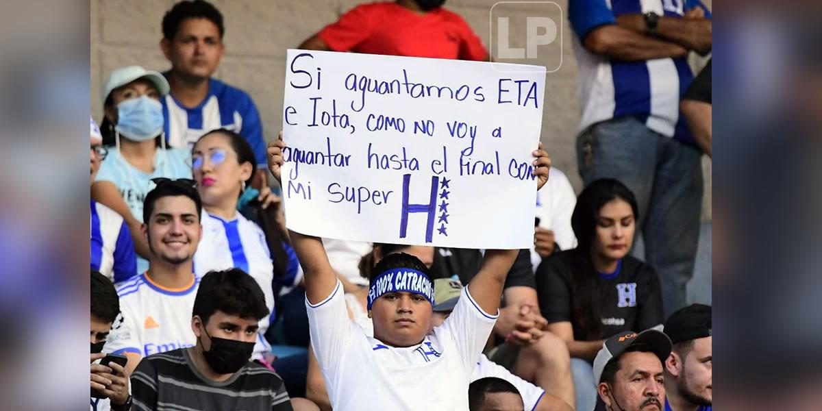 Siempre apoyando a la Bicolor.