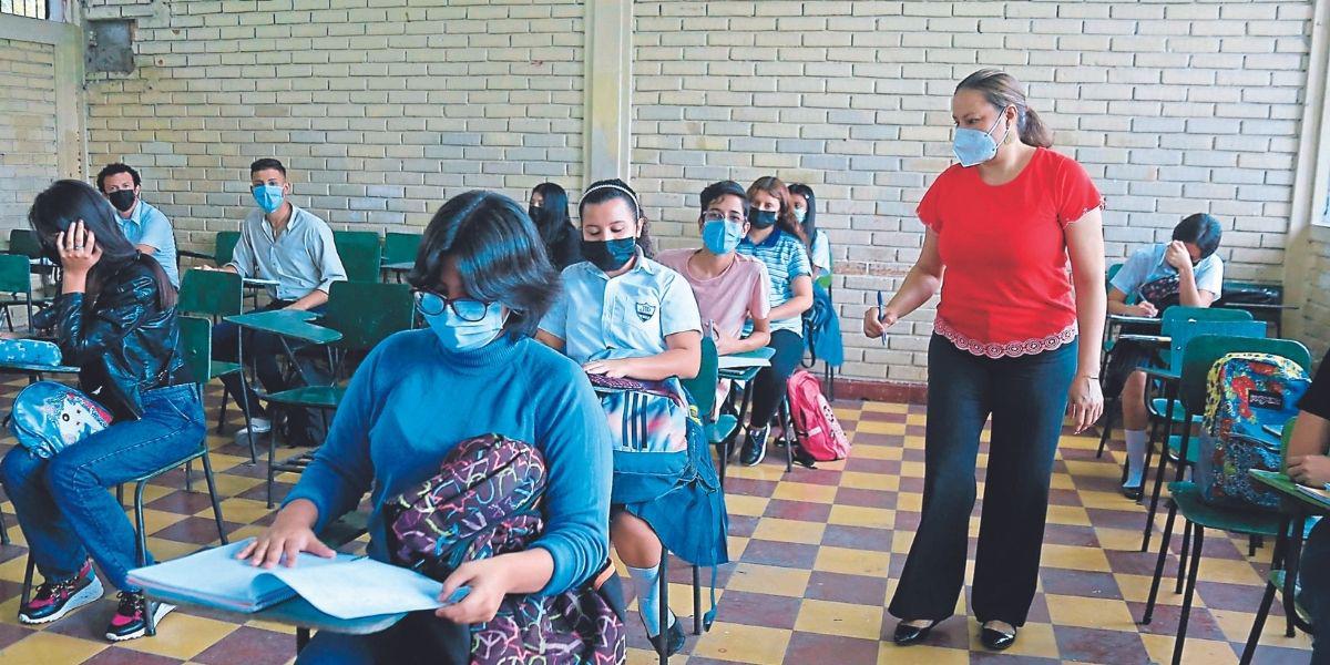 Magisterio dice no estar preparado para retorno a clases después del feriado