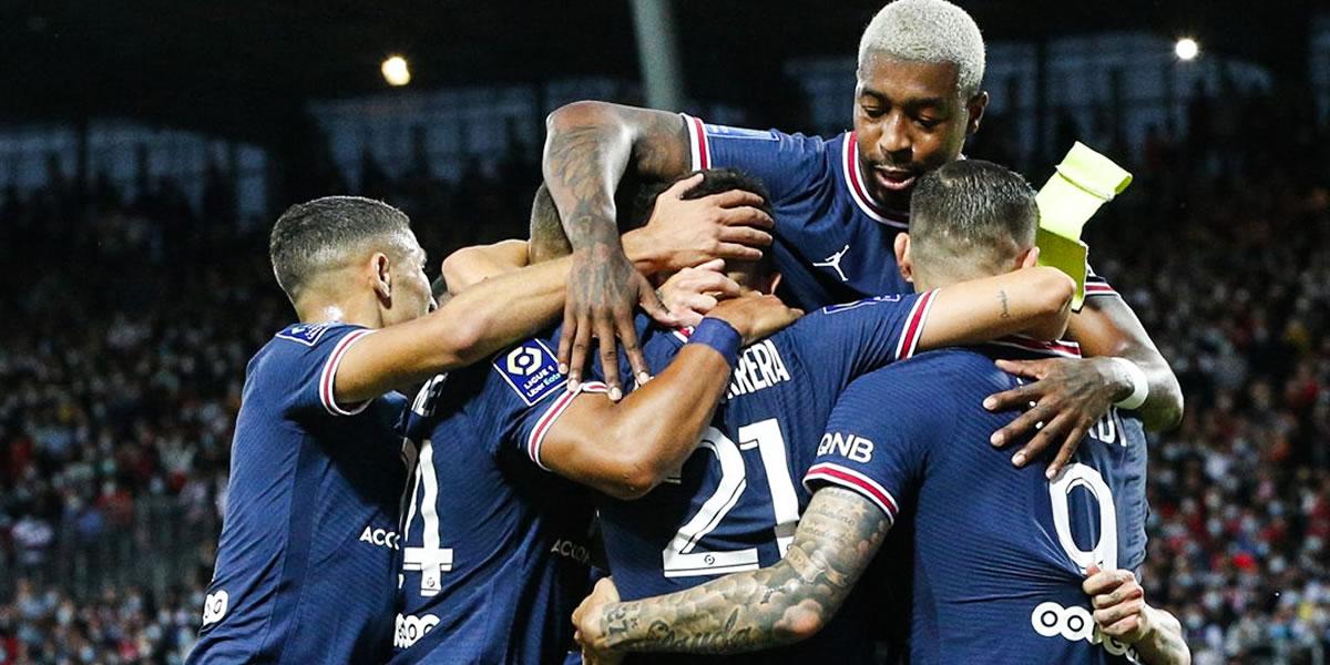 París Saint Germain - Pese a perder en el Ethiad Stadium, el equipo parisino también se clasificó a octavos de final de la Champions League y lo hace como segundo del Grupo A, pues el Manchester City se consolidó en el liderato.