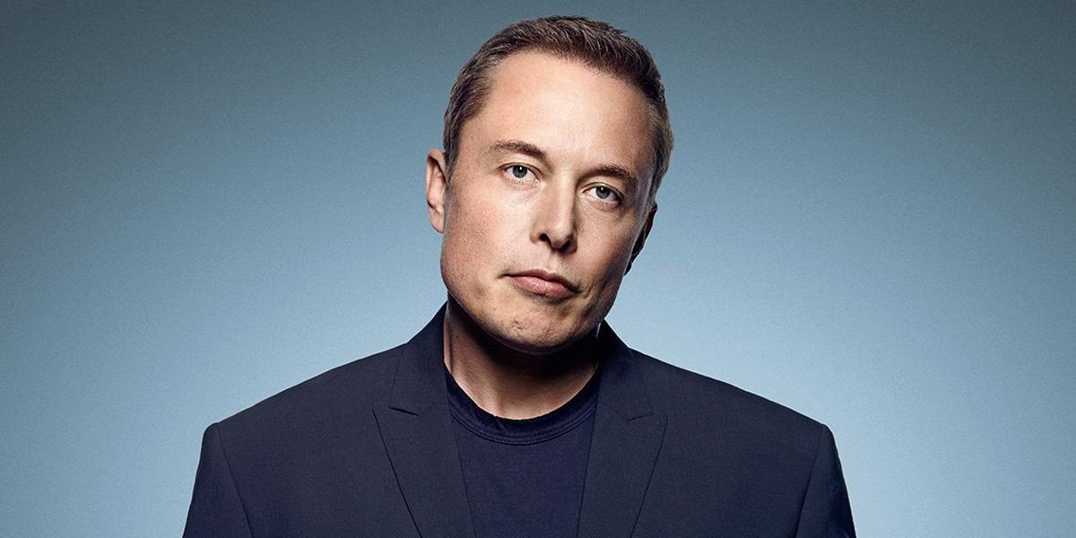 Elon Musk dice disponer de más fondos propios para Twitter y negocia con el fundador