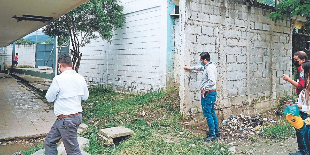 Arquitectos y empresas privadas realizan diagnóstico en escuelas