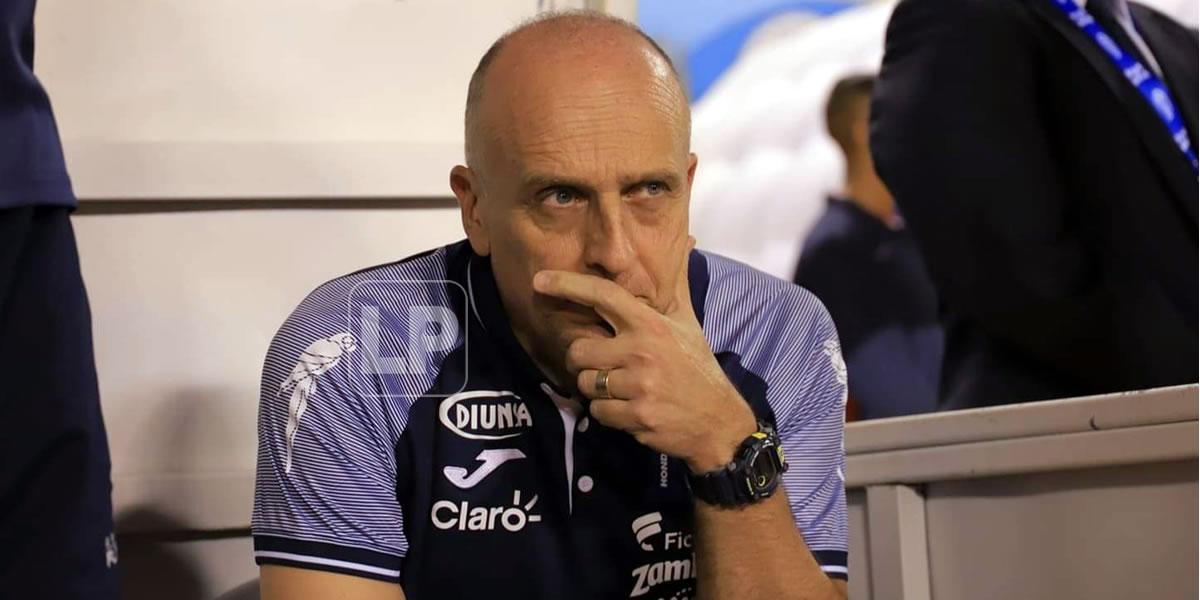 La cara que tenía Fabián Coito durante el partido que perdió Honduras ante Jamaica.