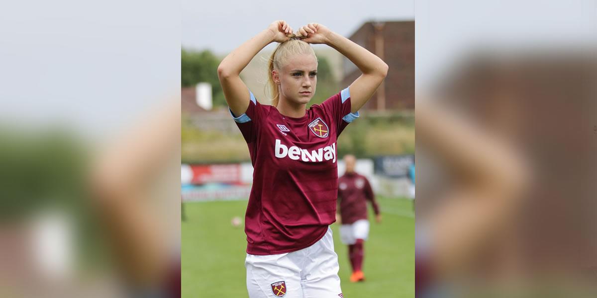 Alisha Lehmann está siendo noticia en Inglatera tras darse a conocer que ha empezado una relación sentimental con el jugador brasileño Douglas Luiz, del primer equipo del Aston Villa.