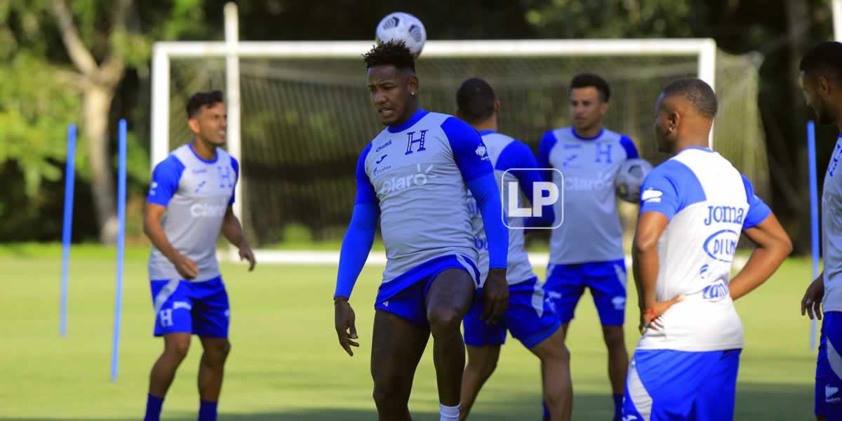 Romell Quioto no estuvo en la práctica de la Selección de Honduras y es duda contra México