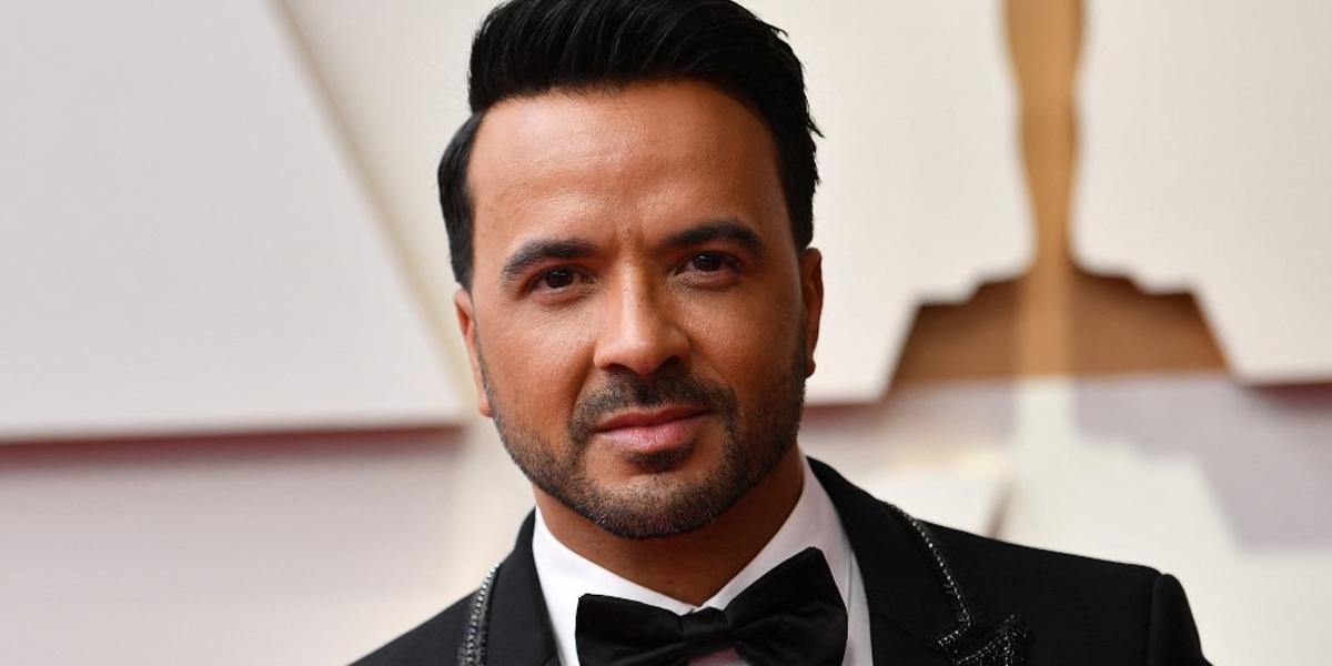 Luis Fonsi está feliz de celebrar la cultura latina y el castellano en los Óscar