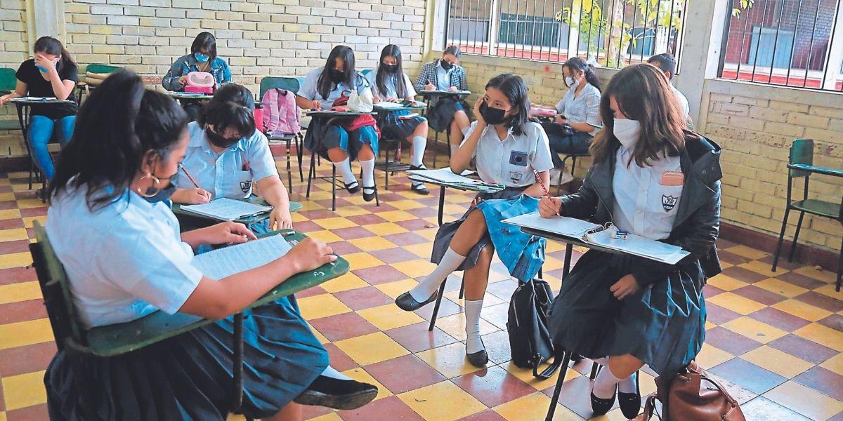 Un 40% disminuye aprendizaje de matemáticas y 15% español