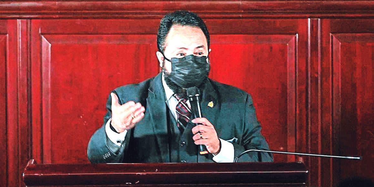 Juristas: Junta de Luis Redondo se expone a delitos si no se legaliza su elección