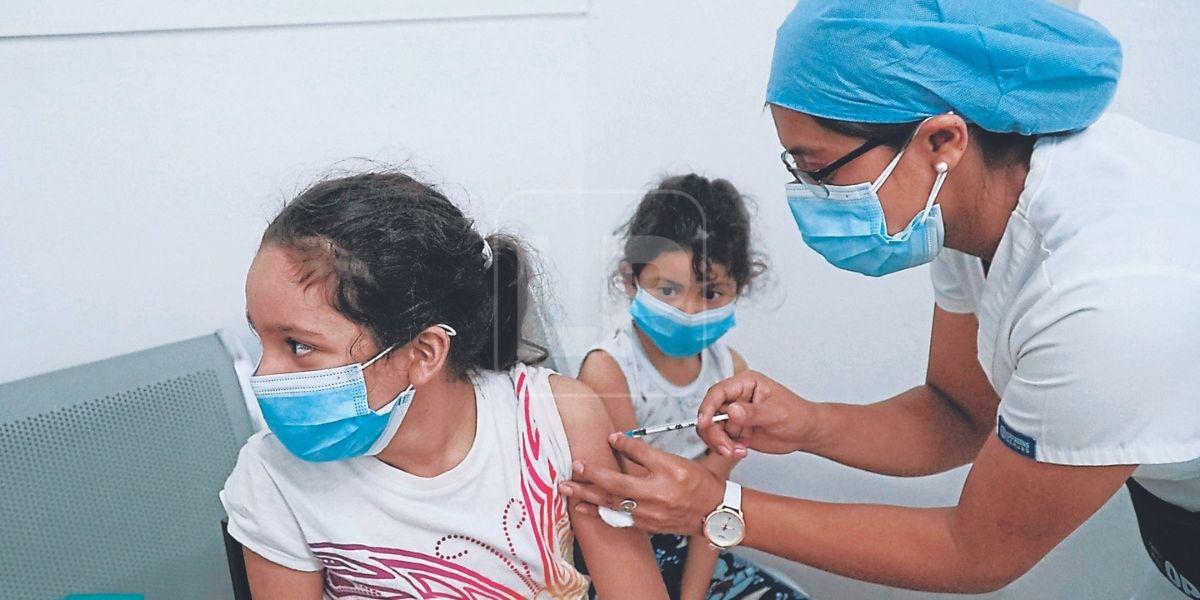 Más de 455,000 niños de entre 5 y 11 años están vacunados en Honduras