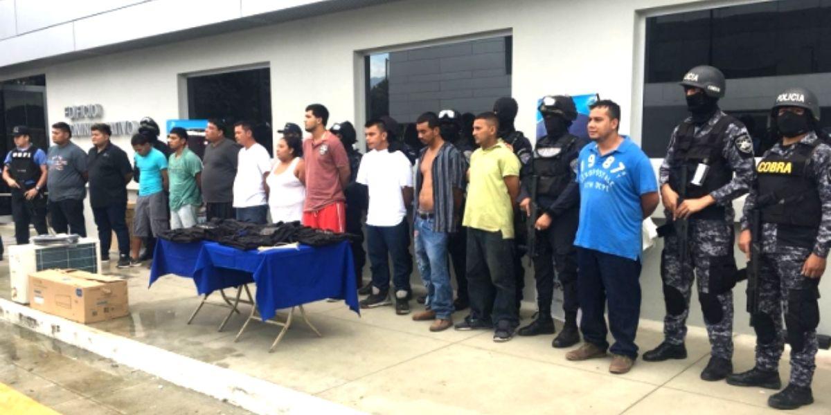 Favorecen con amnistía a acusados de incendiar posta policial en Pimienta