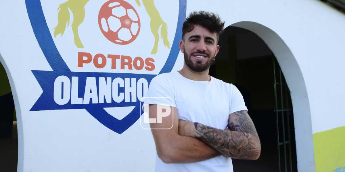 Agustín Auzmendi: El tatuaje de Messi, la dura historia de su hermano y el jugador que más le ha sorprendido en Honduras