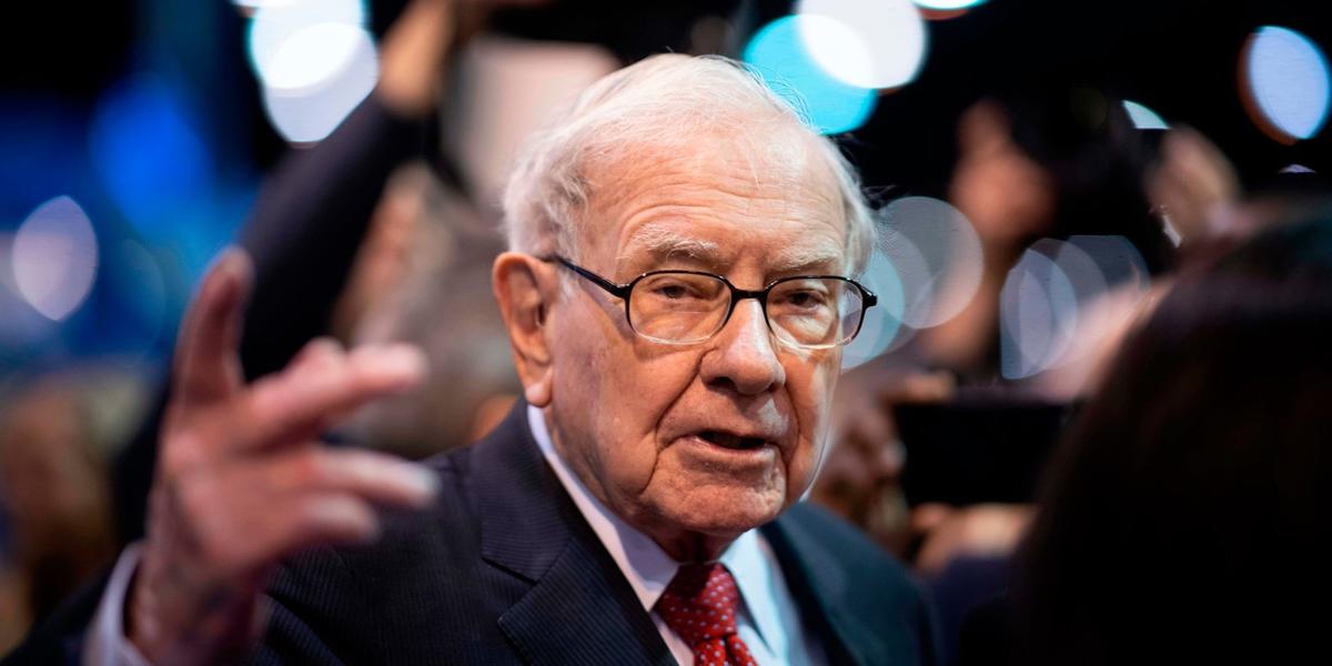 Una persona paga 19 millones de dólares en subasta para almorzar con Warren Buffett