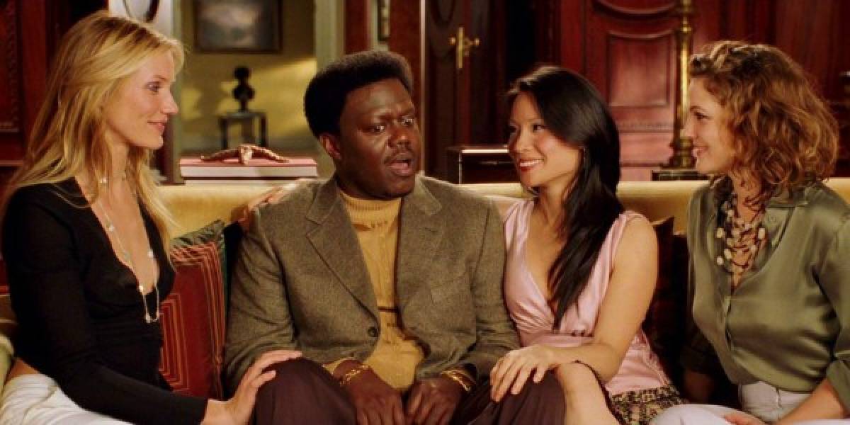 Bernie Mac: En 2005 el actor comenzó a desarrollar problemas respiratorios. La causa de su muerte, en 2008, fue una fuerte neumonía, cuando se encontraba en la cima de su carrera. Es recordado por su papel en Los Ángeles de Charlie.<br/>