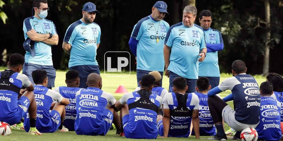 El entrenador colombiano dialogó con los jugadores por lo ocurrido ante Panamá y sobre lo que viene el martes frente a Costa Rica.