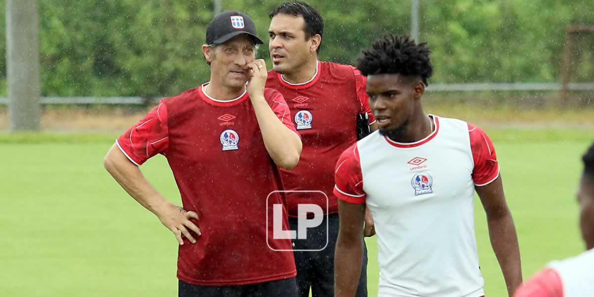 Pedro Troglio adelanta cambios contra Victoria y no olvida el clásico ante Motagua por la Liga Concacaf