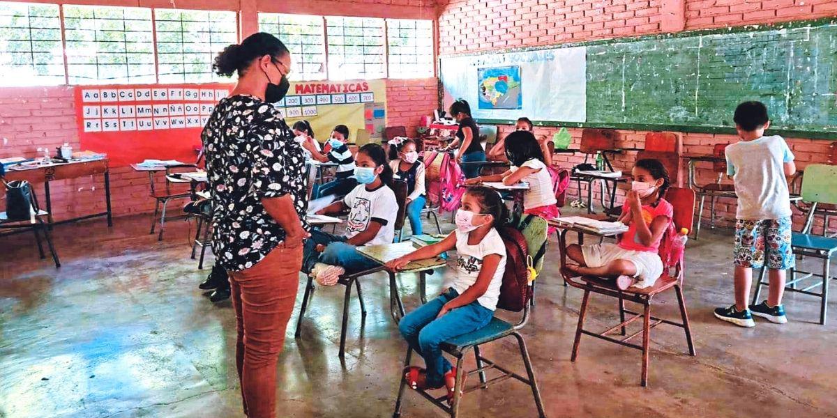 El 80% de centros educativos están aptos para clases en Comayagua