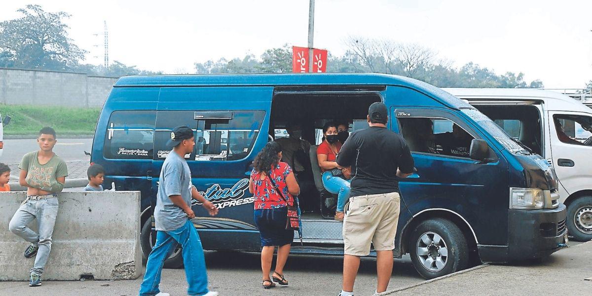 Gobierno descarta aumento de L7 a la tarifa del pasaje